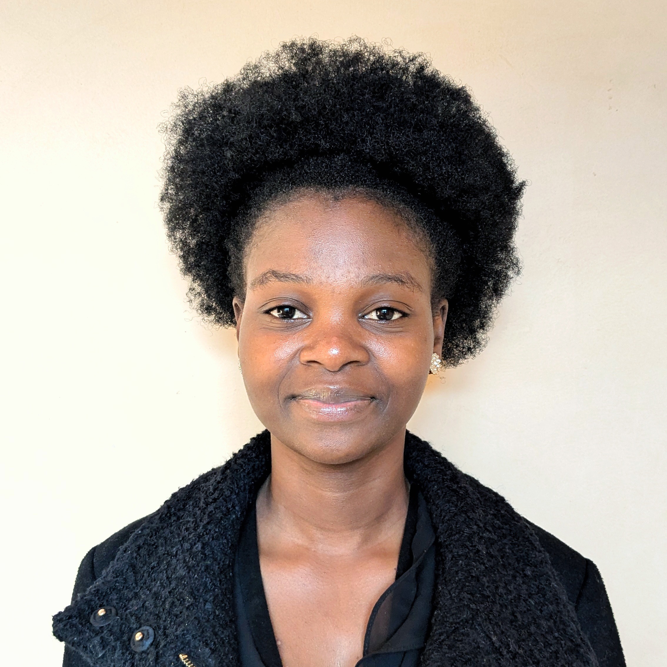 Janet Douglas Headshot